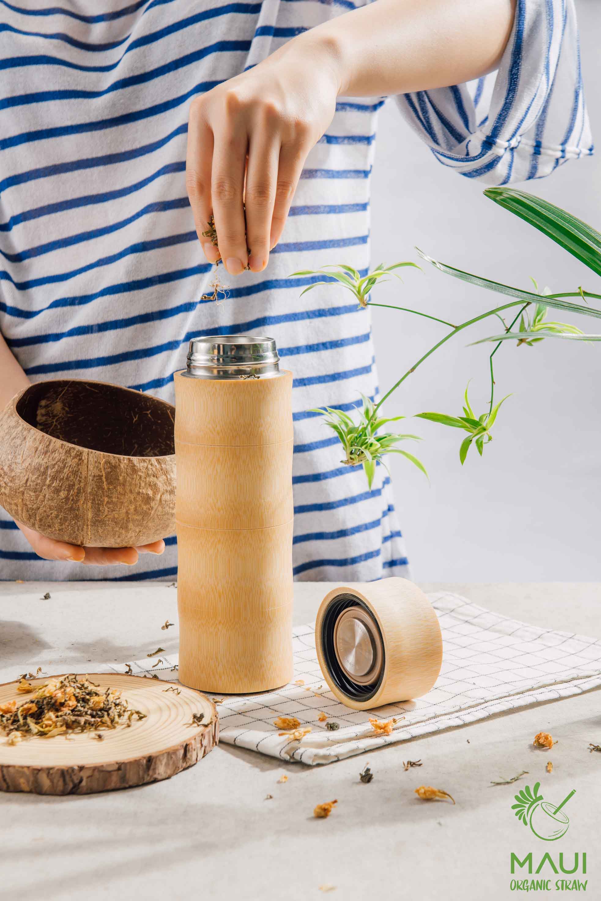 MAUI BAMBUS THERMOFLASCHE MIT TEESIEB 450 ml